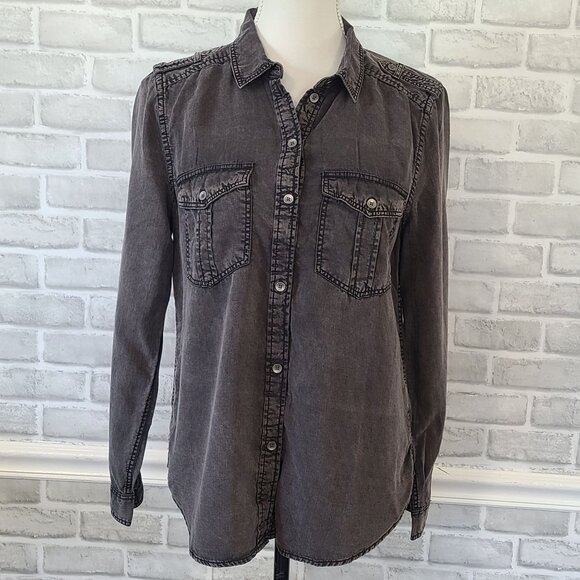 American Eagle Chambray Boyfriend Fit Button Up Shirt Womens Small Casual NEW - Picture 1 of 8